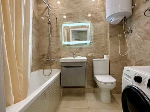 квартира по адресу Софии Русовой ул., 5
