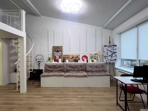 коммерческая по адресу Глубочицкая ул., 17а