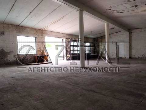 комерційна за адресою Центральна вул. (Чапаєва), 1