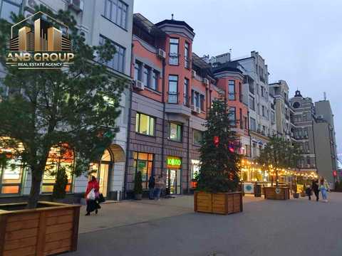 комерційна за адресою Спаська вул., 5