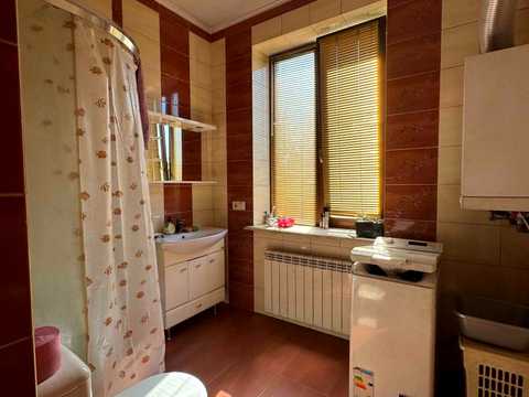 будинок за адресою с. Лапаївка, Геологів вул., 15