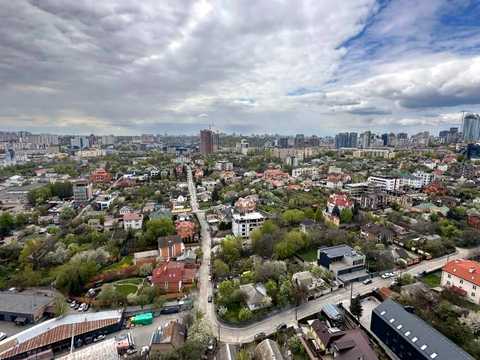квартира за адресою Андрія Верхогляда вул. (Михайла Драгомирова), 28