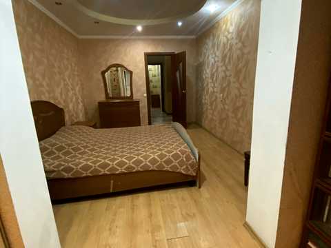 квартира за адресою Євгена Чикаленка вул., 83