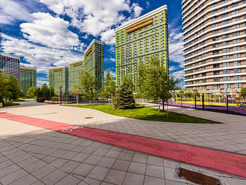 квартира за адресою Причальна вул., 10