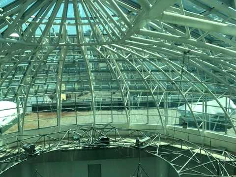 комерційна за адресою Басейна вул., 4а