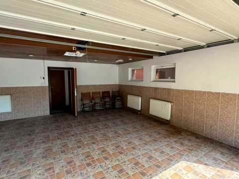 комерційна за адресою Вільшанська вул., 9