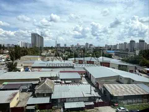 квартира за адресою Київ, Дніпровська набережна вул., (Будинок 10)