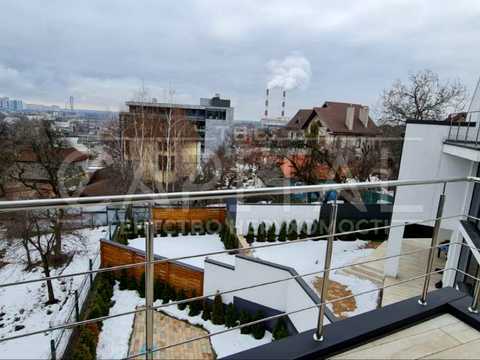 комерційна за адресою Миколи Соловцова вул., 8