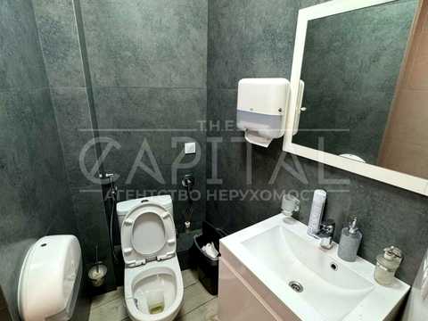 комерційна за адресою Миколи Соловцова вул., 8