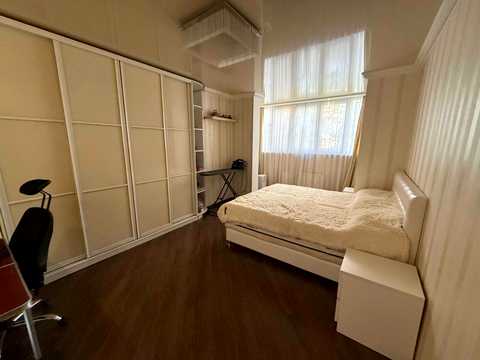 квартира за адресою Райдужний масив вул., 7-Б