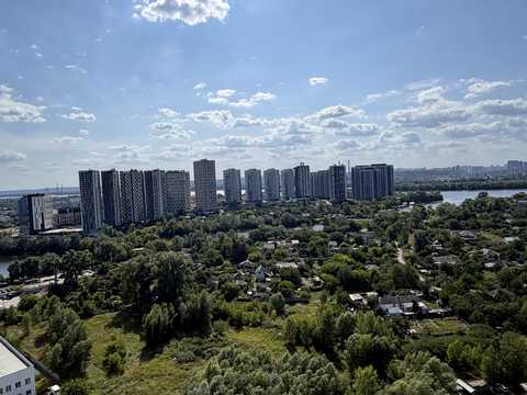 квартира за адресою Дніпровська набережна вул., 16-Г