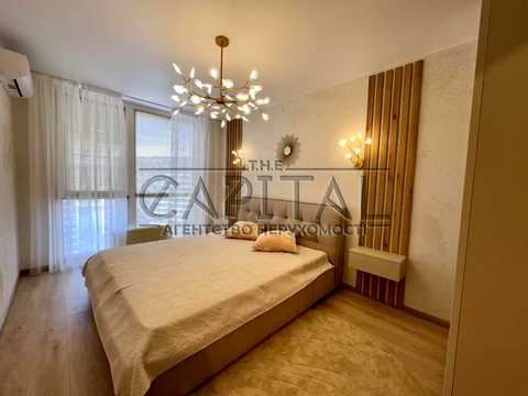 квартира за адресою Причальна вул., 12
