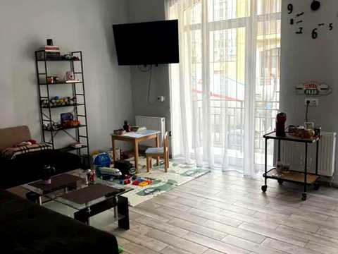 квартира за адресою Кам'янецька вул., 24