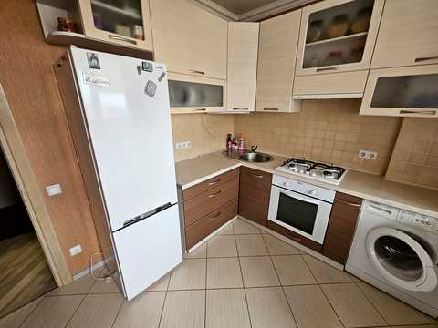 квартира за адресою Лесі Українки вул., 19