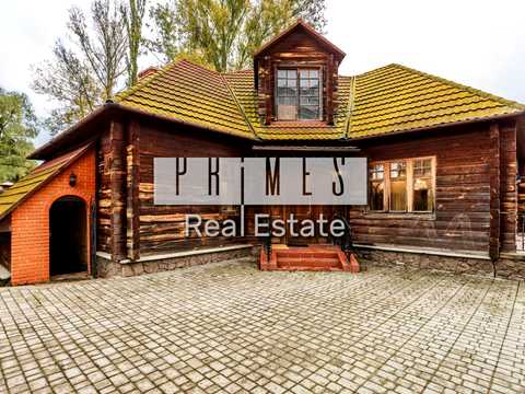 комерційна за адресою Риболовецька вул., 7