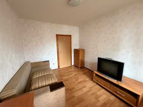 квартира за адресою Драгоманова вул., 1-Б