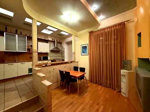 квартира за адресою Архітектора Городецького вул., 9