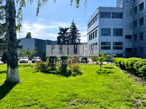 комерційна за адресою Степана Бандери просп. (Московський), 9