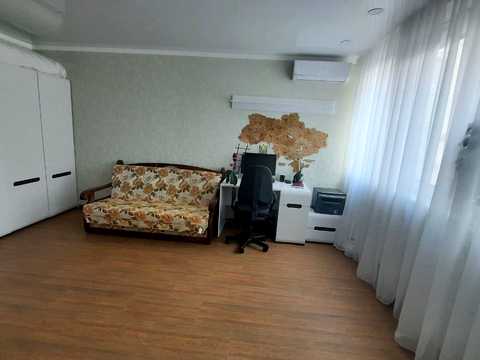 квартира за адресою смт. Великодолинське, Маріїнська вул., (Будинок 5)