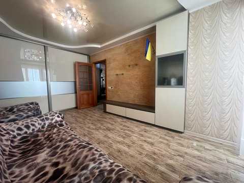 квартира за адресою Гвардійців-Широнінців вул., 49г