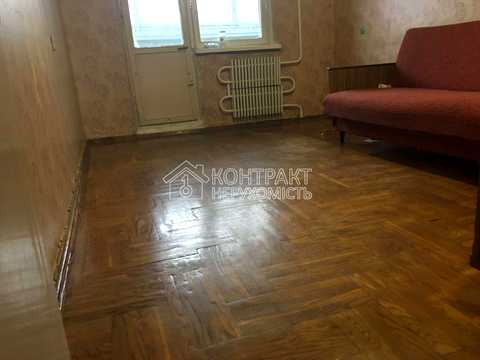 квартира за адресою Амосова вул. (Корчагінців), 5
