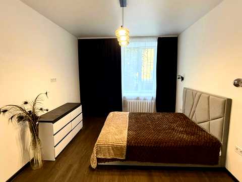 квартира за адресою Дніпро, Дмитра Яворницького просп. (Карла Маркса), 46