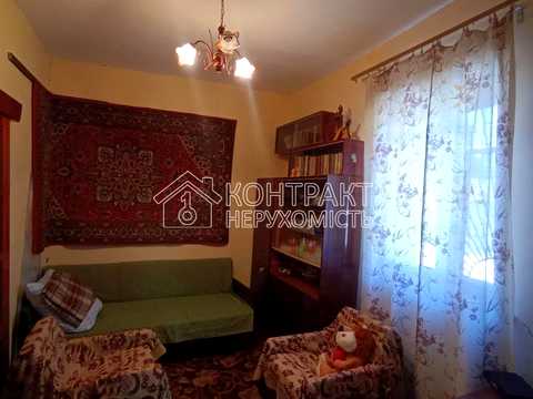будинок за адресою смт. Коротич, ярковий провулок, 66