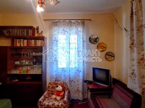 будинок за адресою смт. Коротич, ярковий провулок, 66