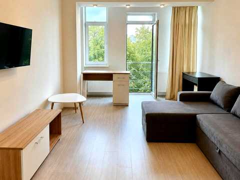 квартира за адресою Залізнична вул., 49