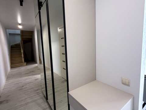 квартира за адресою Богдана Хмельницького  вул., (Будинок 1)