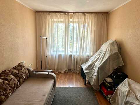кімната за адресою Дмитра Павличка просп. (Маршала Рокосовського), 8-А