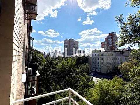 квартира за адресою Генерала Алмазова вул. (Кутузова), 1