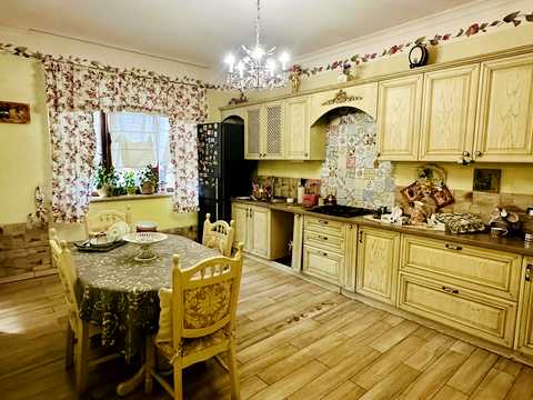 будинок за адресою с. Лиманка, Земна вулиця