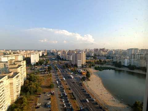 квартира по адресу Ревуцкого ул., 9