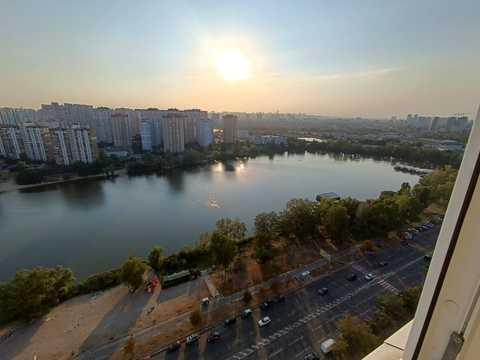 квартира по адресу Ревуцкого ул., 9