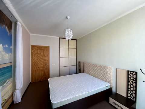 квартира за адресою Регенераторна вул., 4 к4