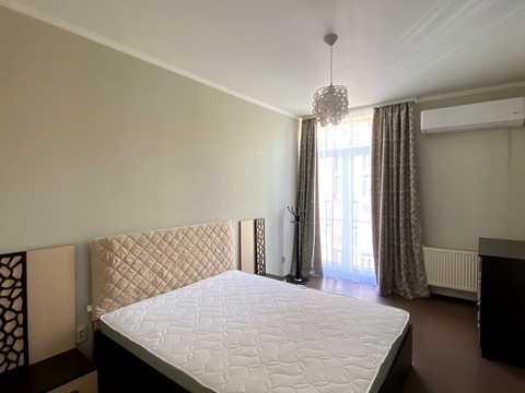 квартира за адресою Регенераторна вул., 4 к4