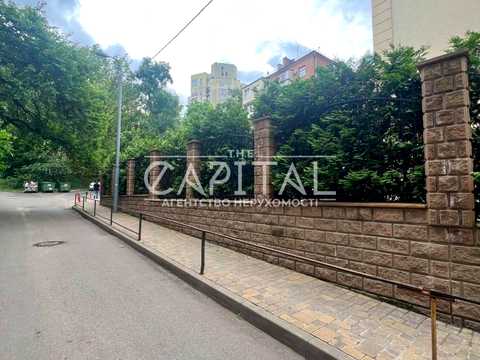 коммерческая по адресу Леоніда Первомайського ул., 5-А