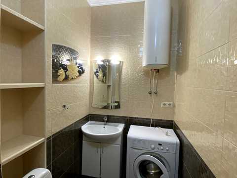 квартира за адресою Регенераторна вул., 4 к4