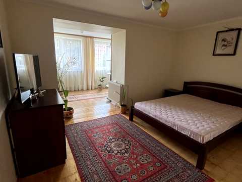 квартира за адресою Євгена Коновальця вул., 124