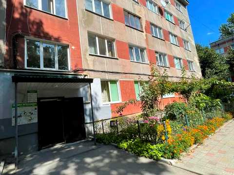 комната по адресу Злуки просп., 21