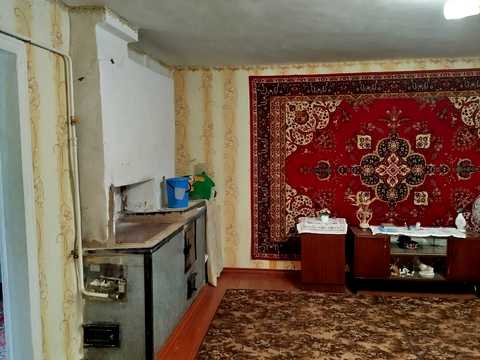 будинок за адресою Центральна, 1