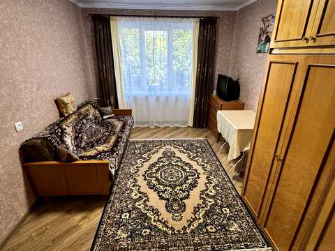 комната по адресу Злуки просп., 21