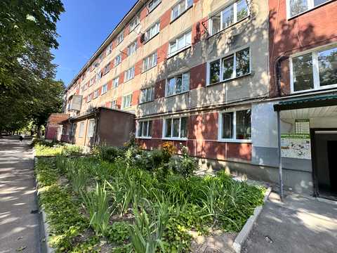 комната по адресу Злуки просп., 21