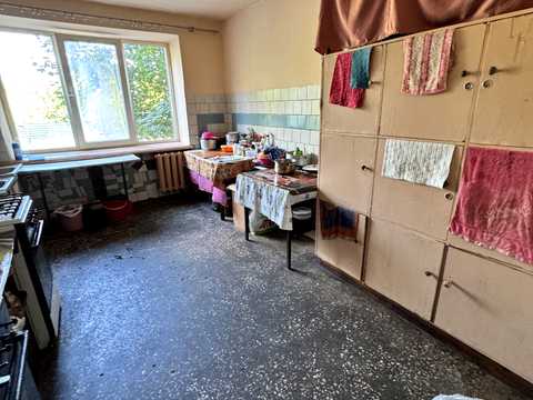 комната по адресу Злуки просп., 21