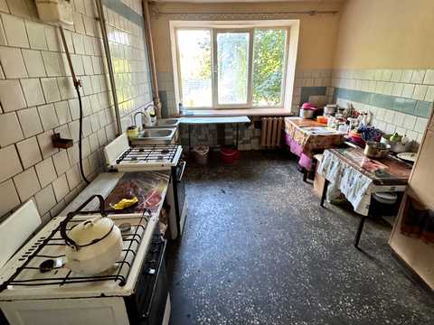 комната по адресу Злуки просп., 21