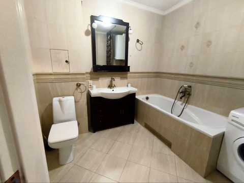 квартира за адресою Мальовнича вул. (Скворцова), 4а