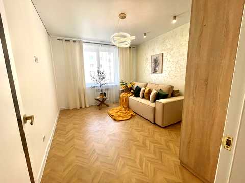квартира за адресою Миколаївська вул., (3 черга (будинок 10))