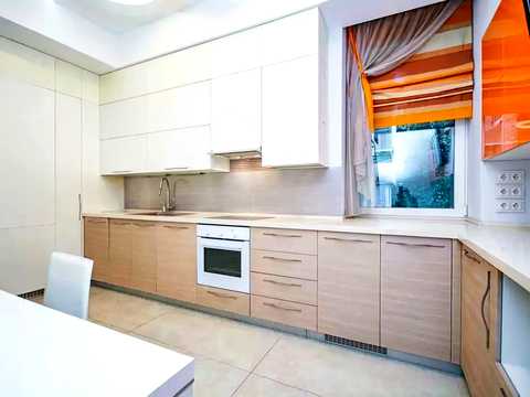 квартира по адресу Круглоуниверситетская ул., 7