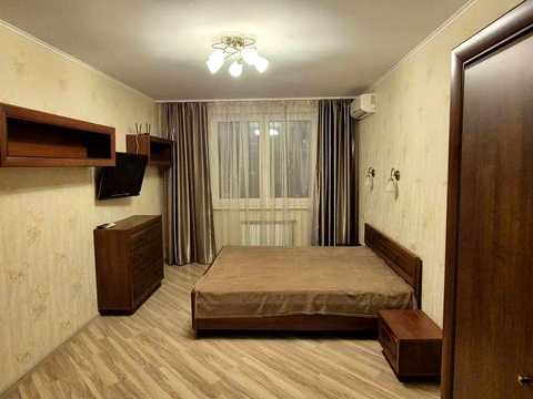 квартира за адресою Патріарха Мстислава Скрипника вул. (Миколи Островського), 40